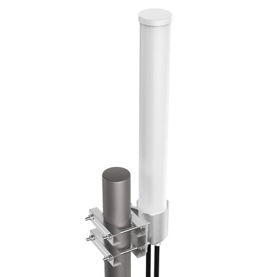 Lorwan Helium Omni 868MHz Directional Antenna with High Gain and L-bracket Mounting